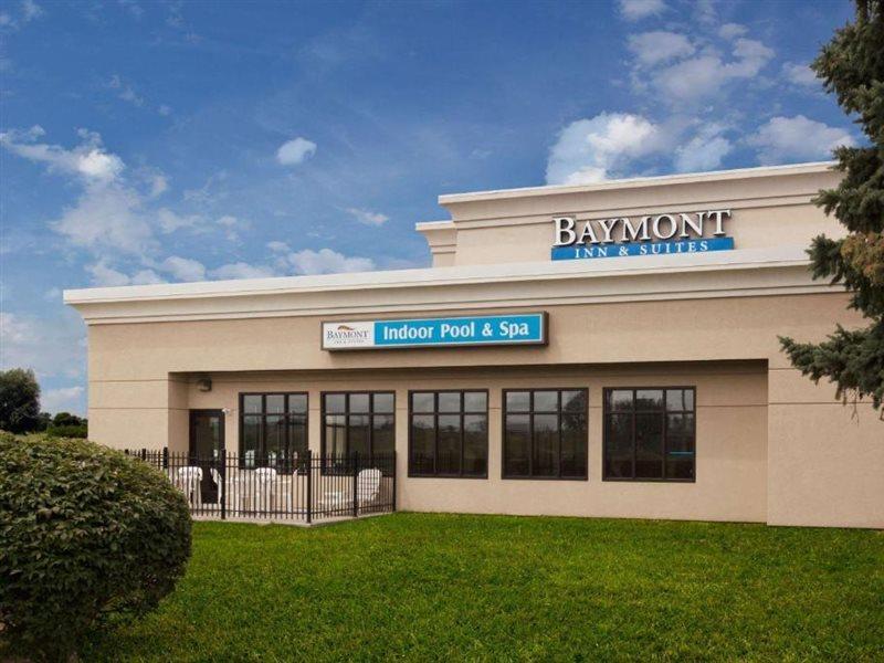Baymont By Wyndham St. Joseph/Stevensville Exteriör bild