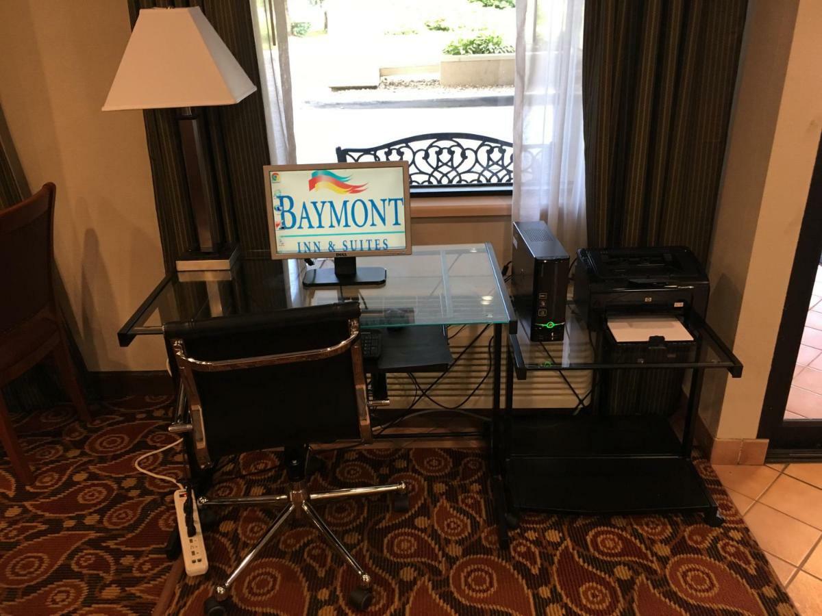 Baymont By Wyndham St. Joseph/Stevensville Exteriör bild
